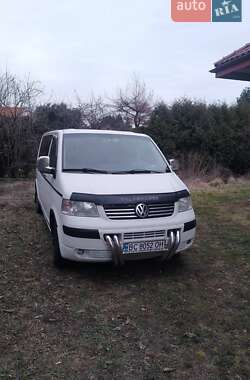Минивэн Volkswagen Transporter 2004 в Мостиске