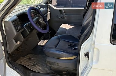 Минивэн Volkswagen Transporter 2001 в Днепре