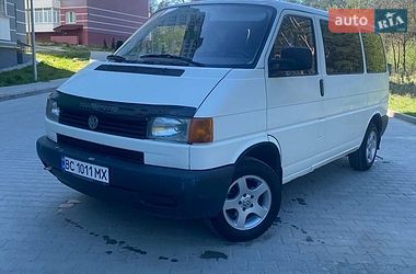 Минивэн Volkswagen Transporter 2000 в Новояворовске