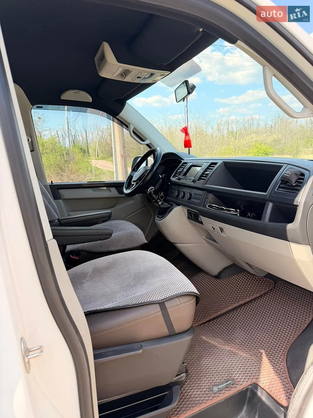 2015 Volkswagen Transporter - мініатюра 12