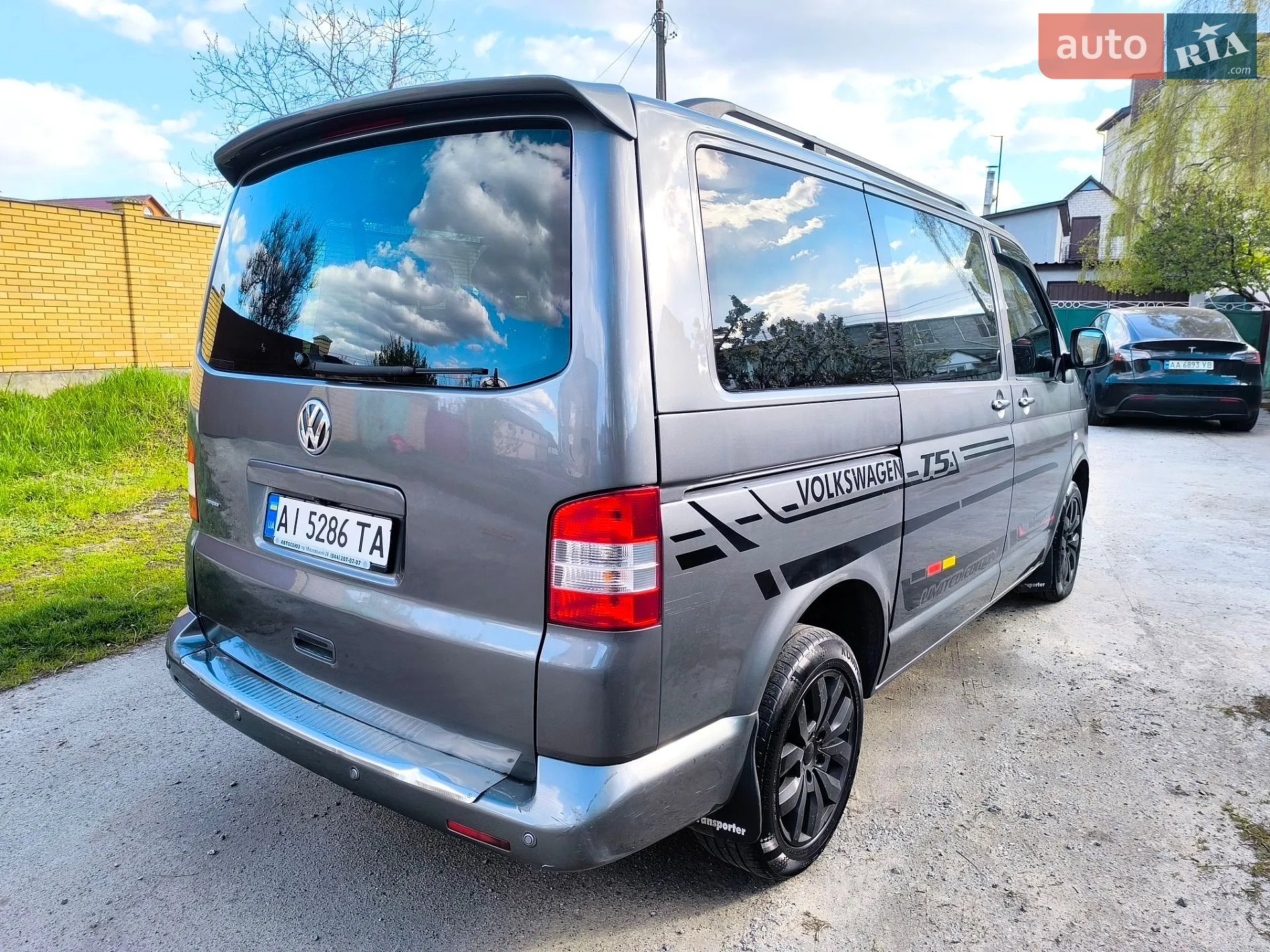 2010 Volkswagen Transporter - мініатюра 8