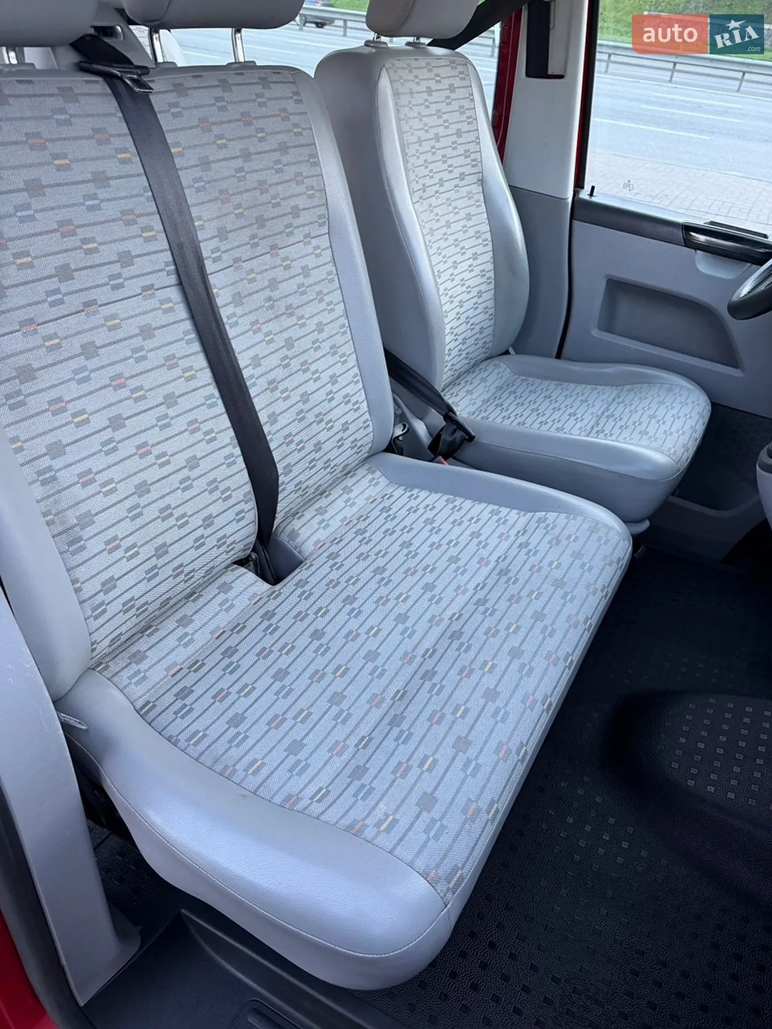 2011 Volkswagen Transporter - мініатюра 30