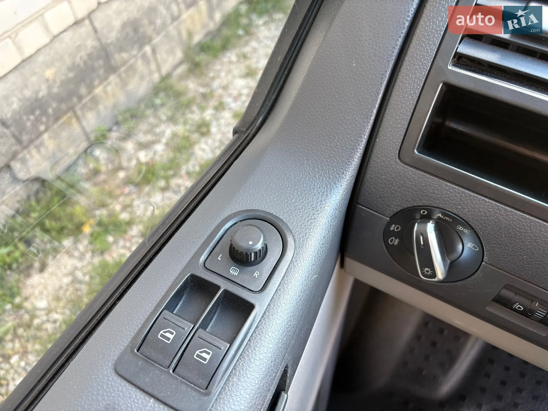 2015 Volkswagen Transporter - мініатюра 16