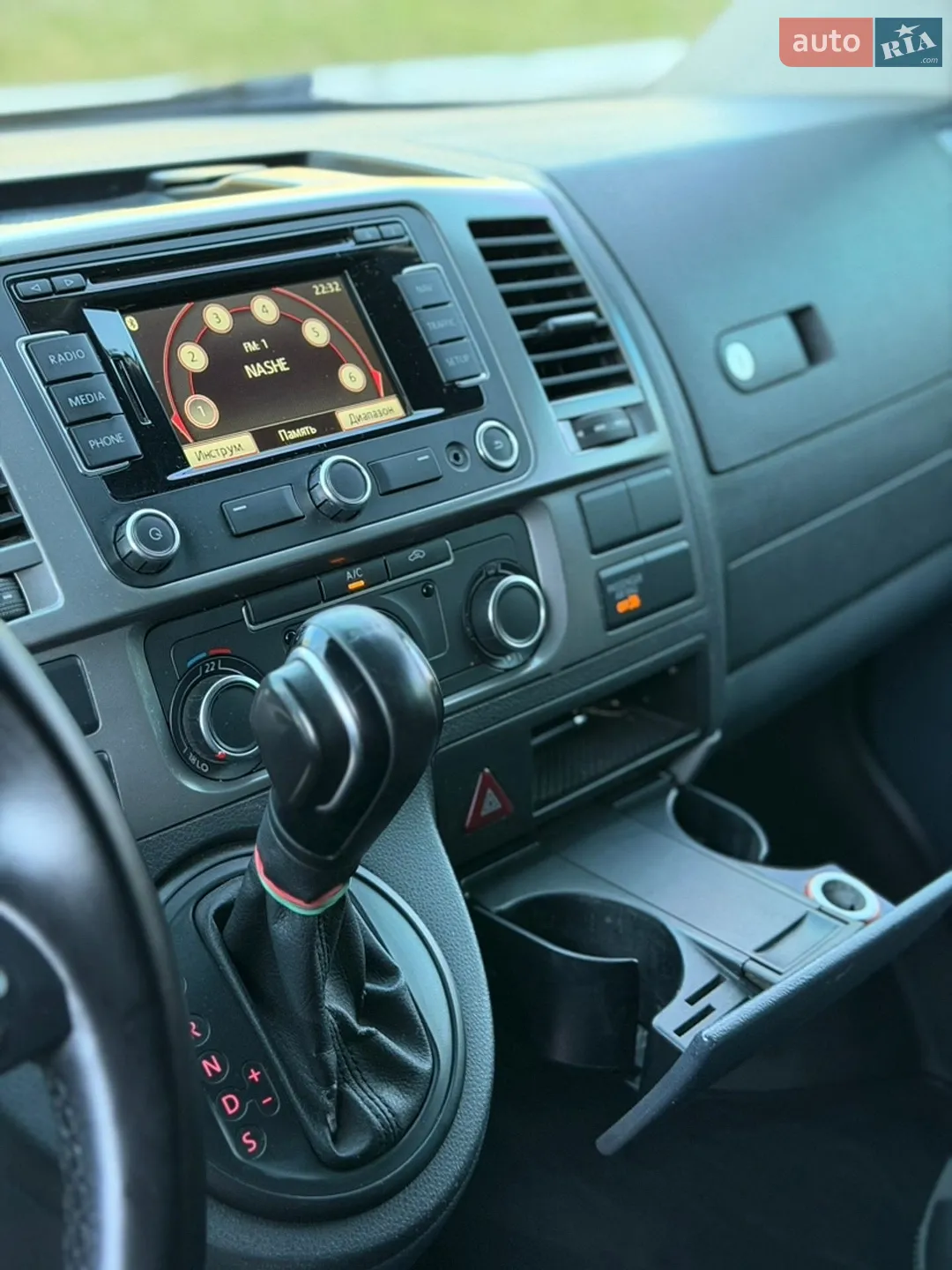 2014 Volkswagen Transporter - мініатюра 21