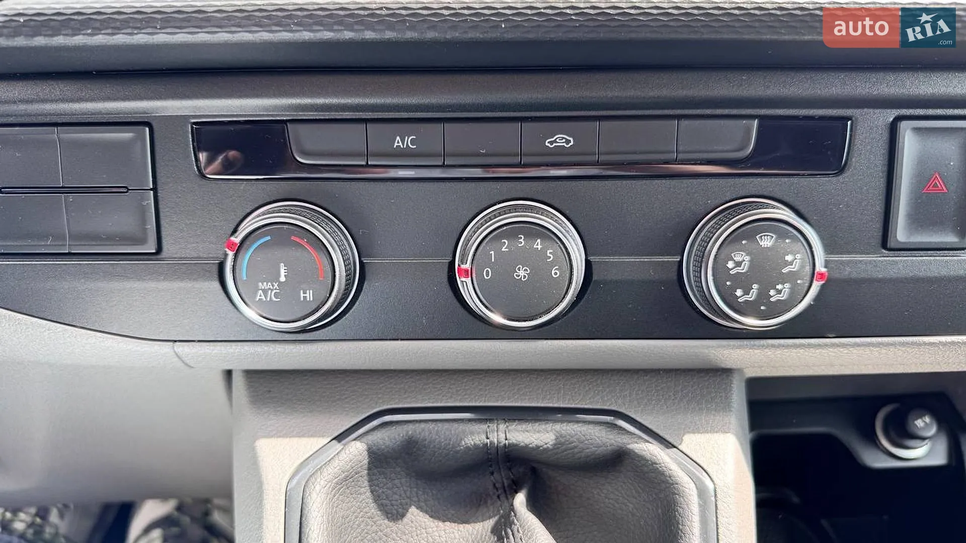 2021 Volkswagen Transporter - мініатюра 35