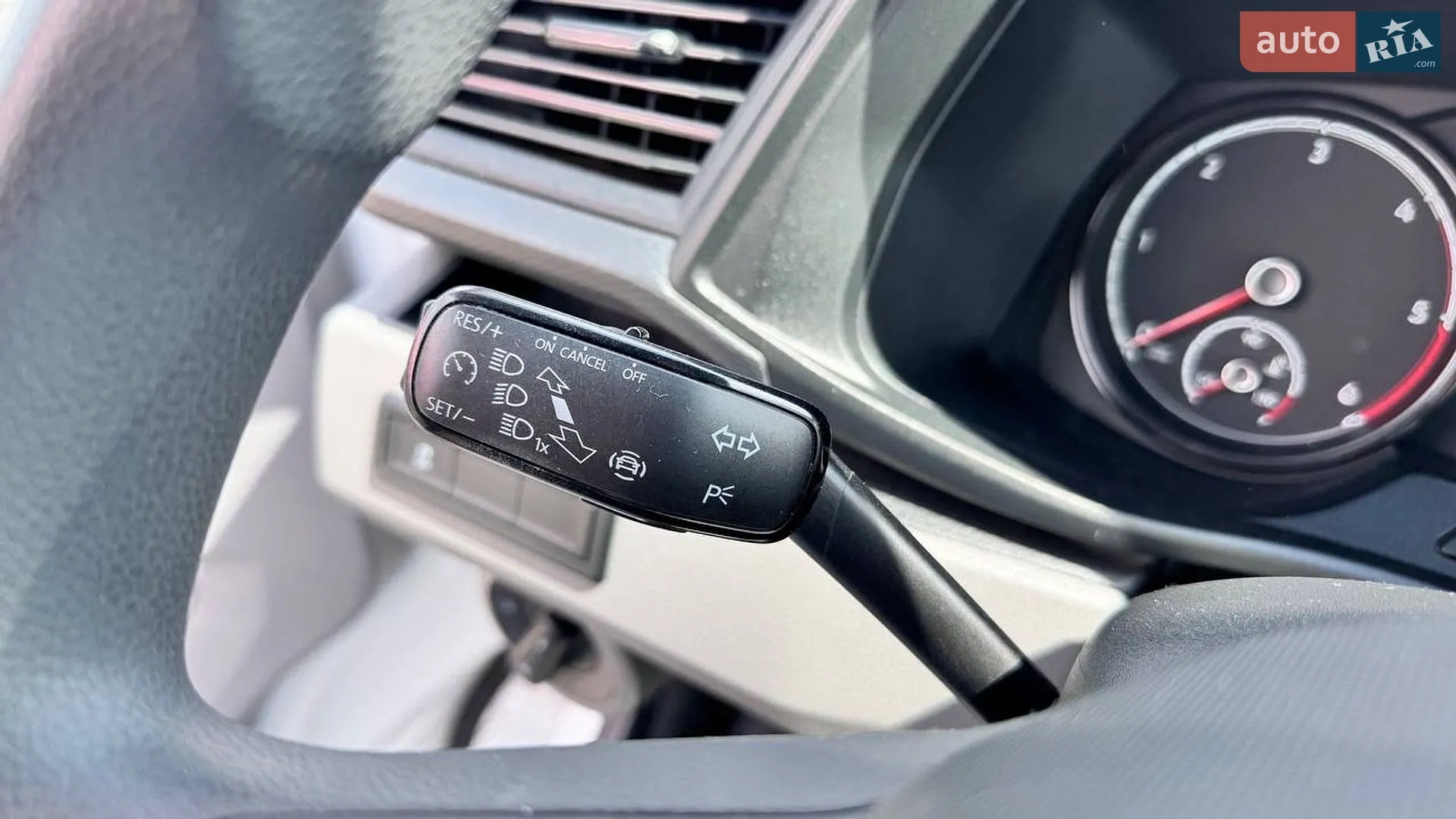 2021 Volkswagen Transporter - мініатюра 28