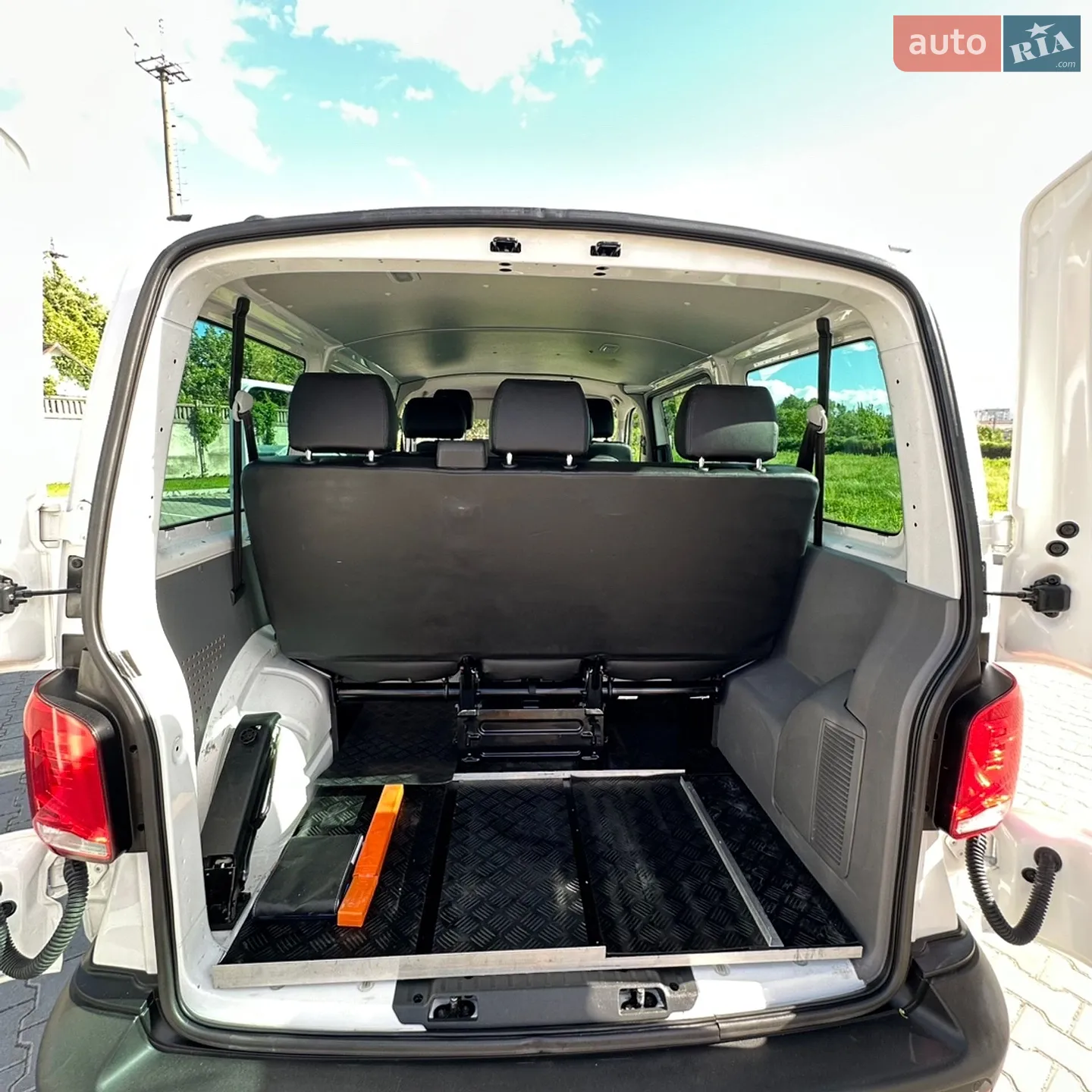 2021 Volkswagen Transporter - мініатюра 28