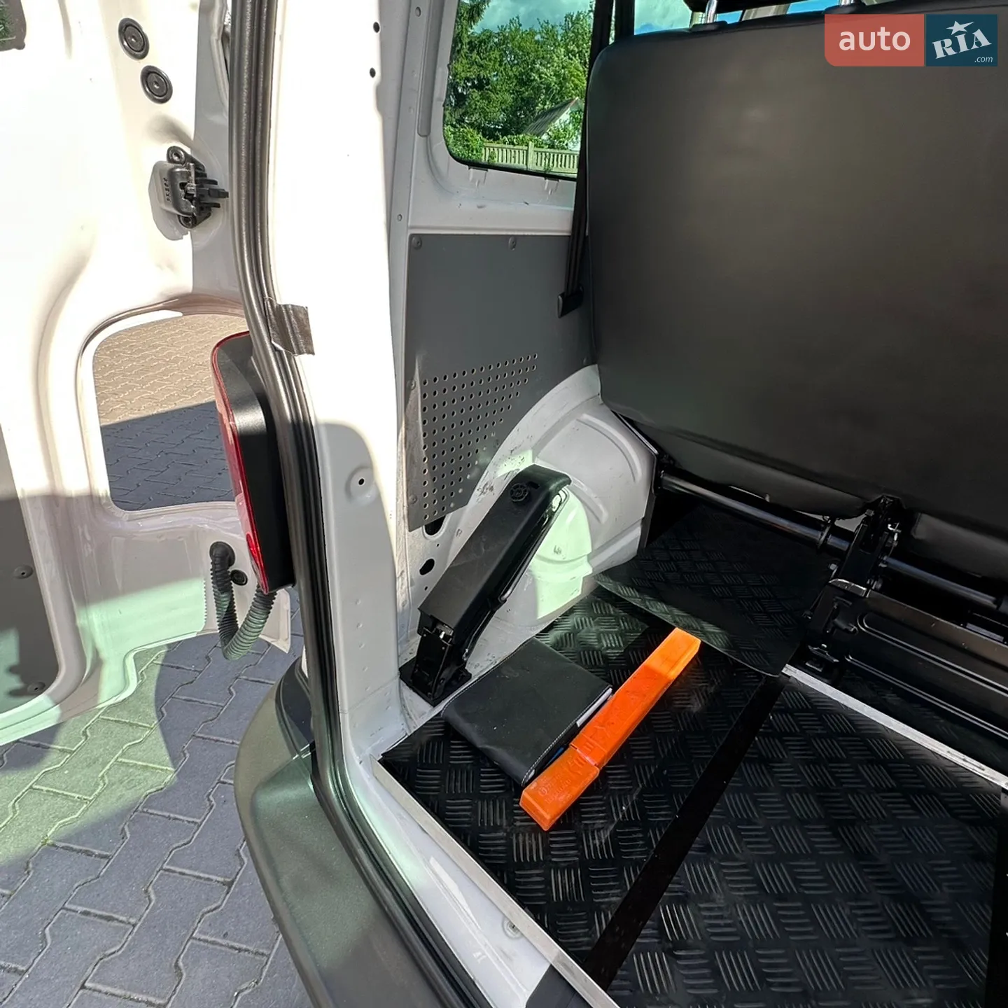 2021 Volkswagen Transporter - мініатюра 29