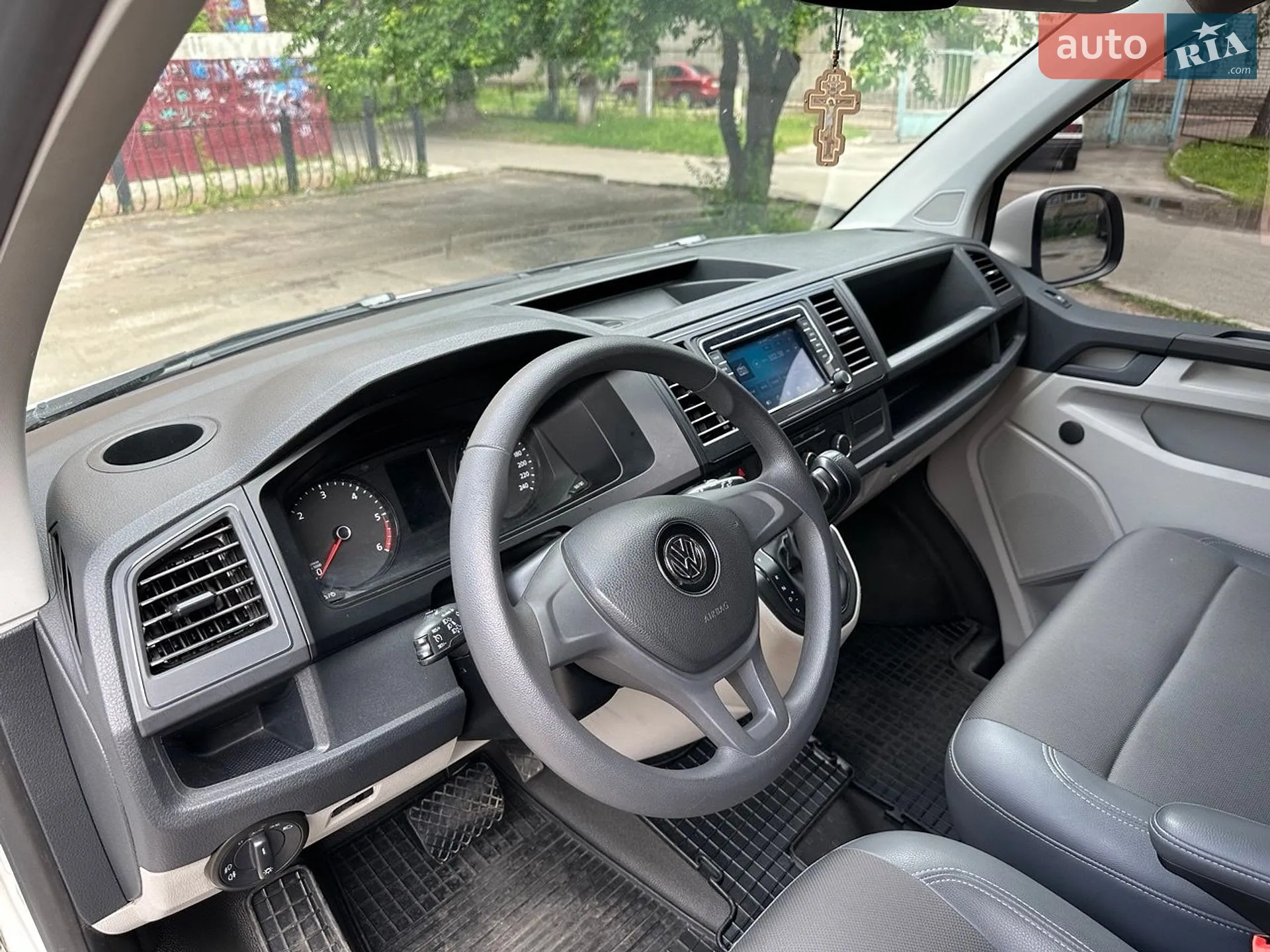 2017 Volkswagen Transporter - мініатюра 13