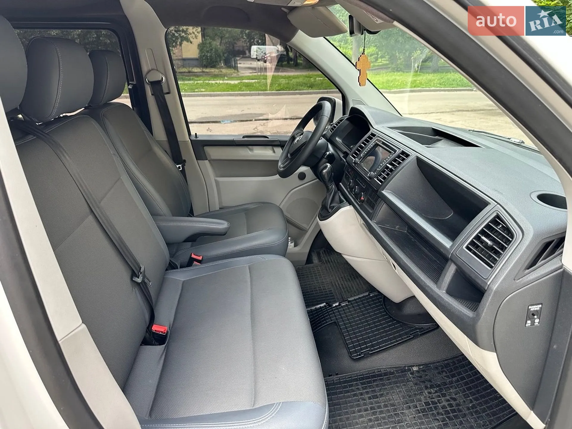 2017 Volkswagen Transporter - мініатюра 20