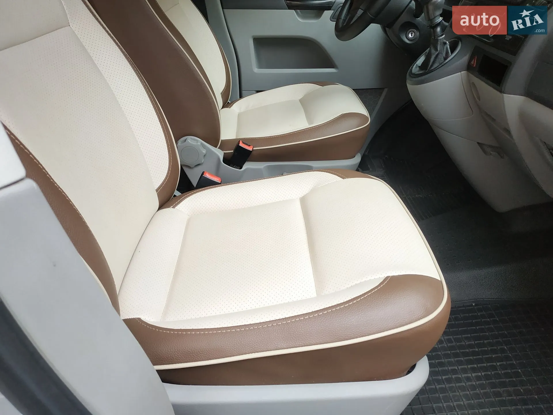 2011 Volkswagen Transporter - мініатюра 22