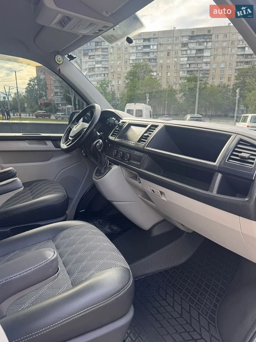 2015 Volkswagen Transporter - мініатюра 14