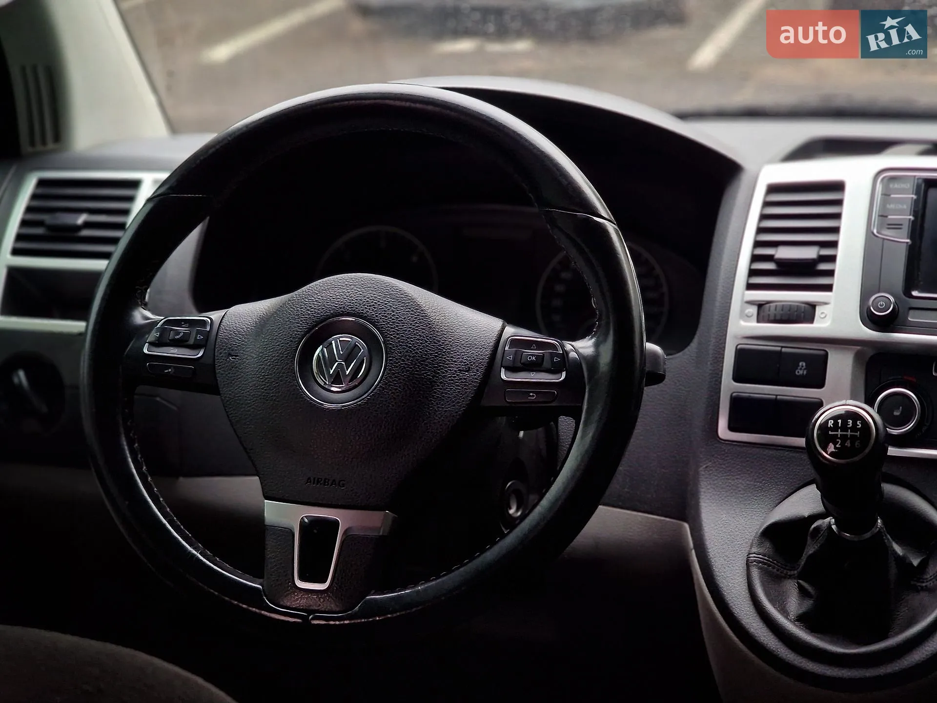 2010 Volkswagen Transporter - мініатюра 55