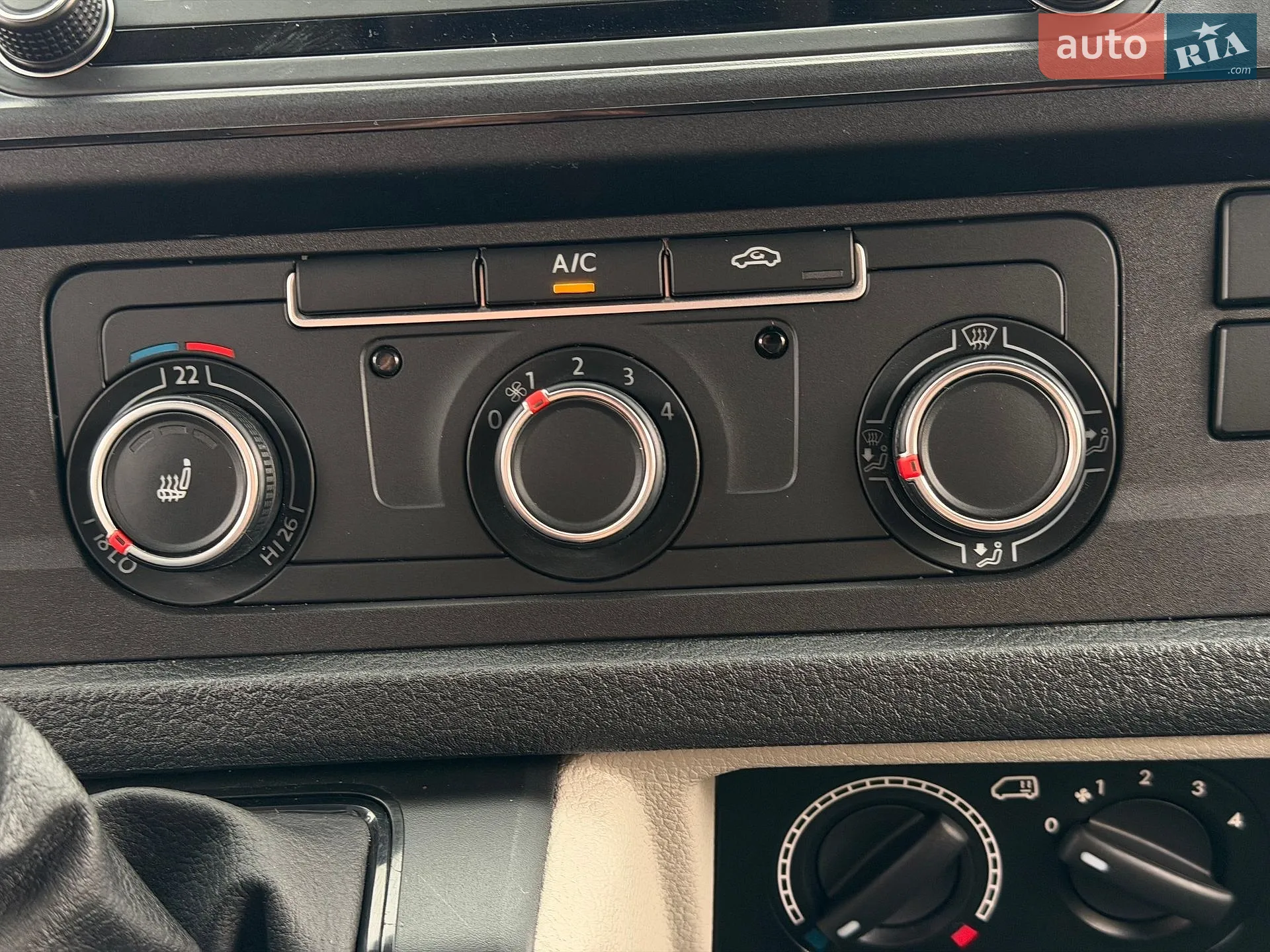 2019 Volkswagen Transporter - мініатюра 48