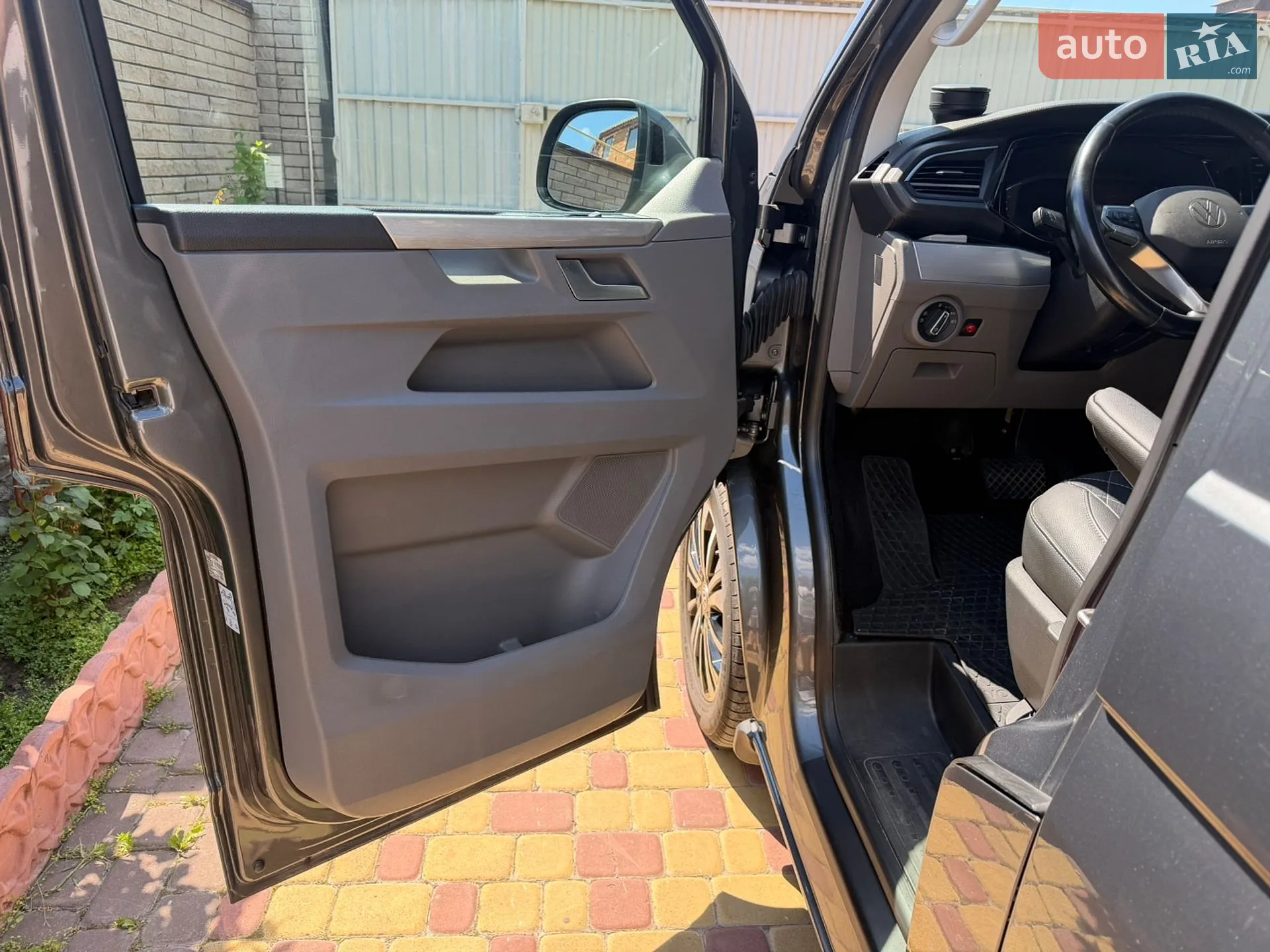 2021 Volkswagen Transporter - мініатюра 33