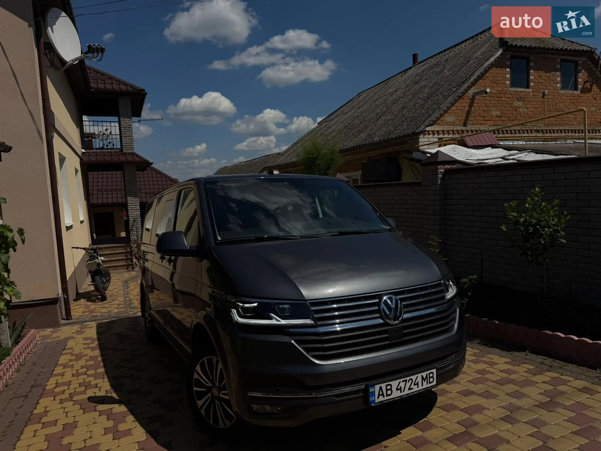 2021 Volkswagen Transporter - фото 1