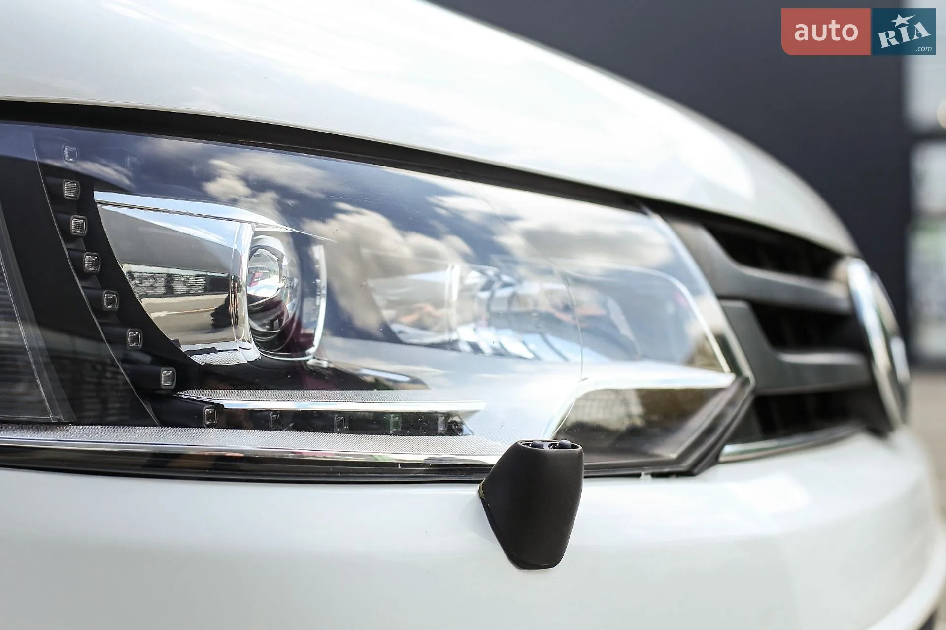 2010 Volkswagen Transporter - мініатюра 26