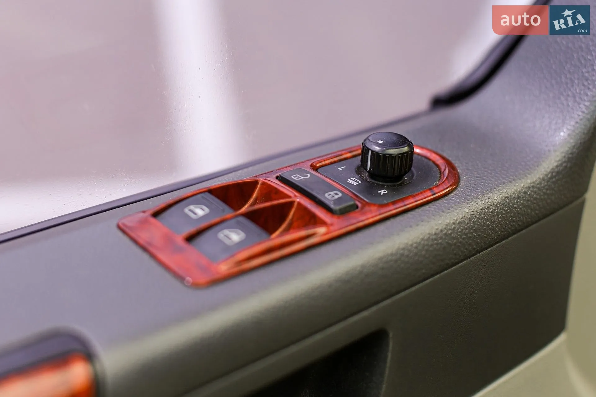2010 Volkswagen Transporter - мініатюра 10