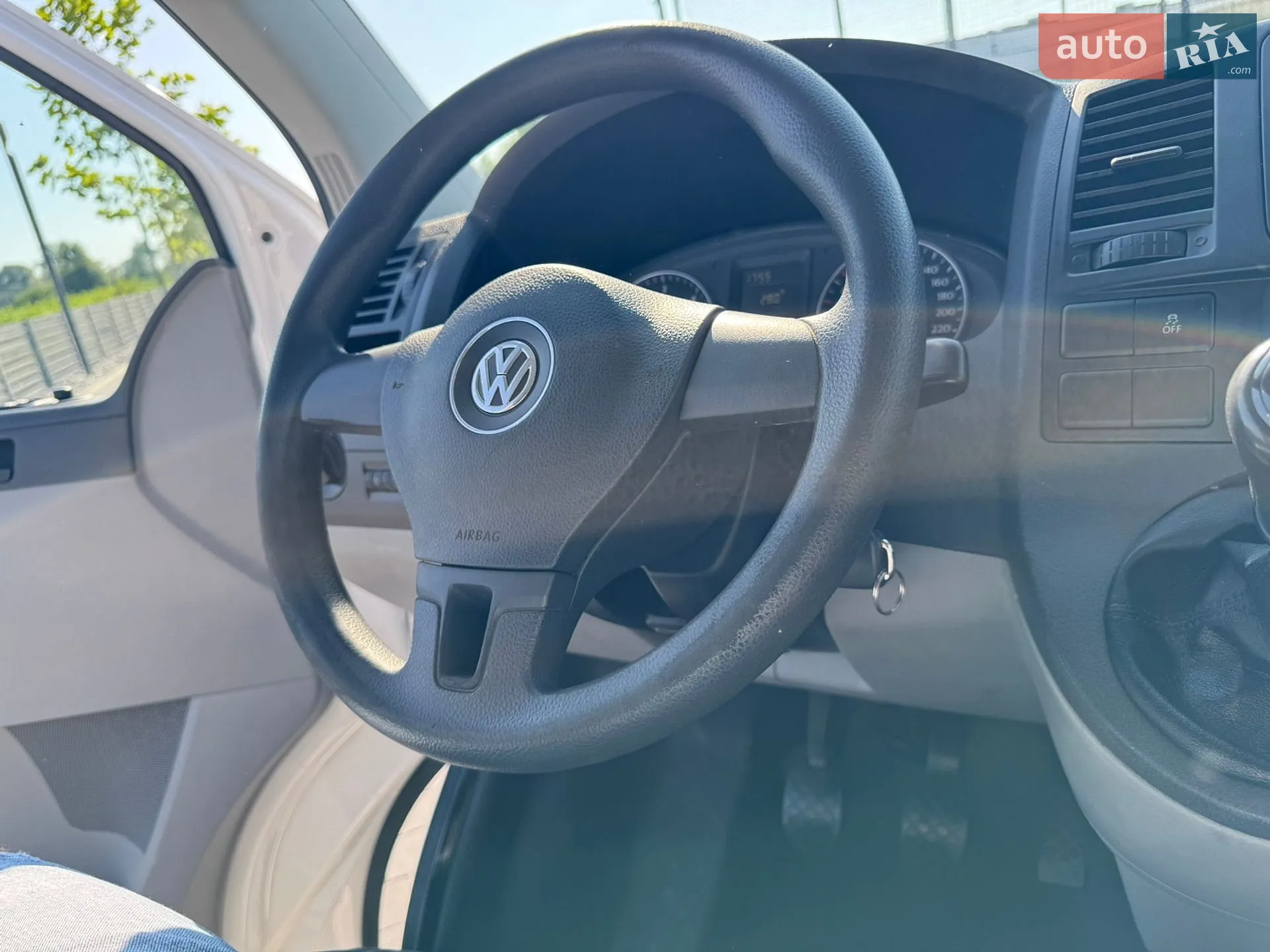 2012 Volkswagen Transporter - мініатюра 30