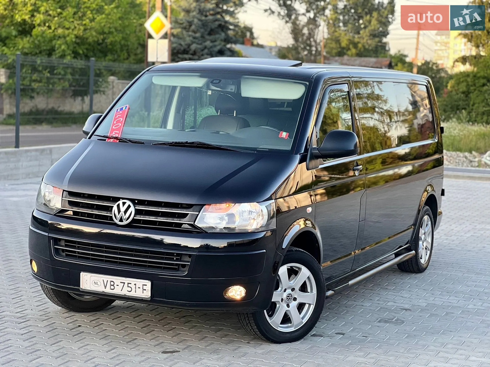 2011 Volkswagen Transporter - мініатюра 3