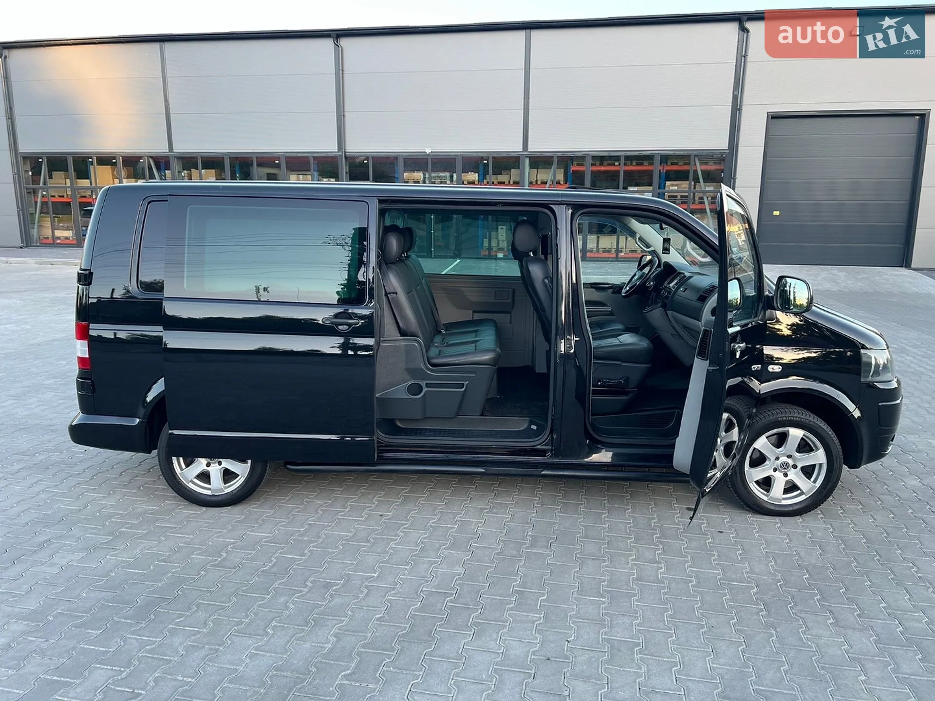 2011 Volkswagen Transporter - мініатюра 61
