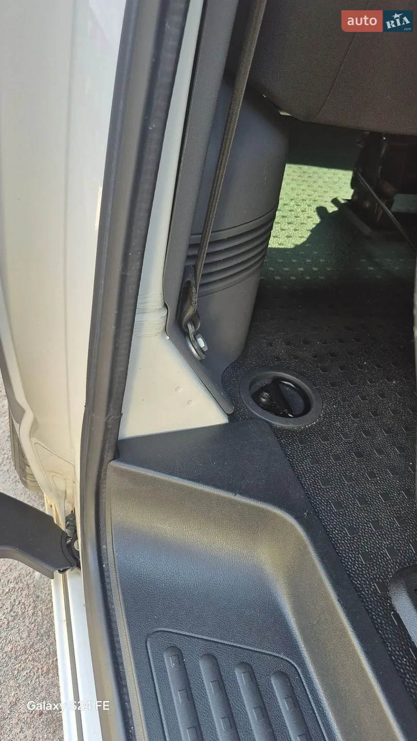 2021 Volkswagen Transporter - мініатюра 18