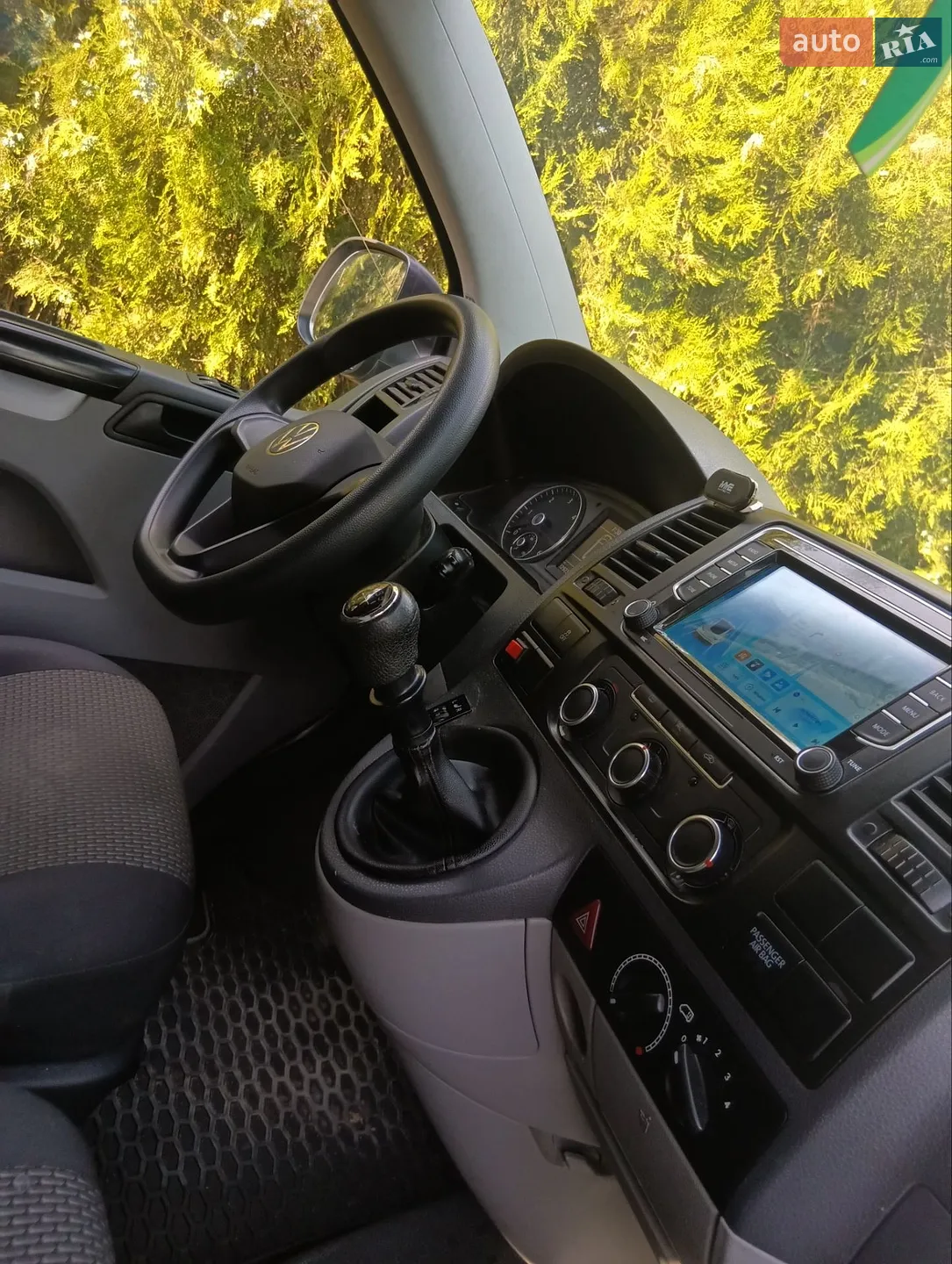 2011 Volkswagen Transporter - мініатюра 24