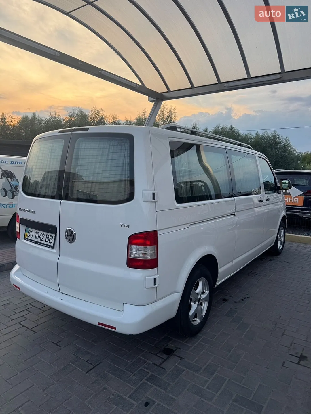 2010 Volkswagen Transporter - мініатюра 7