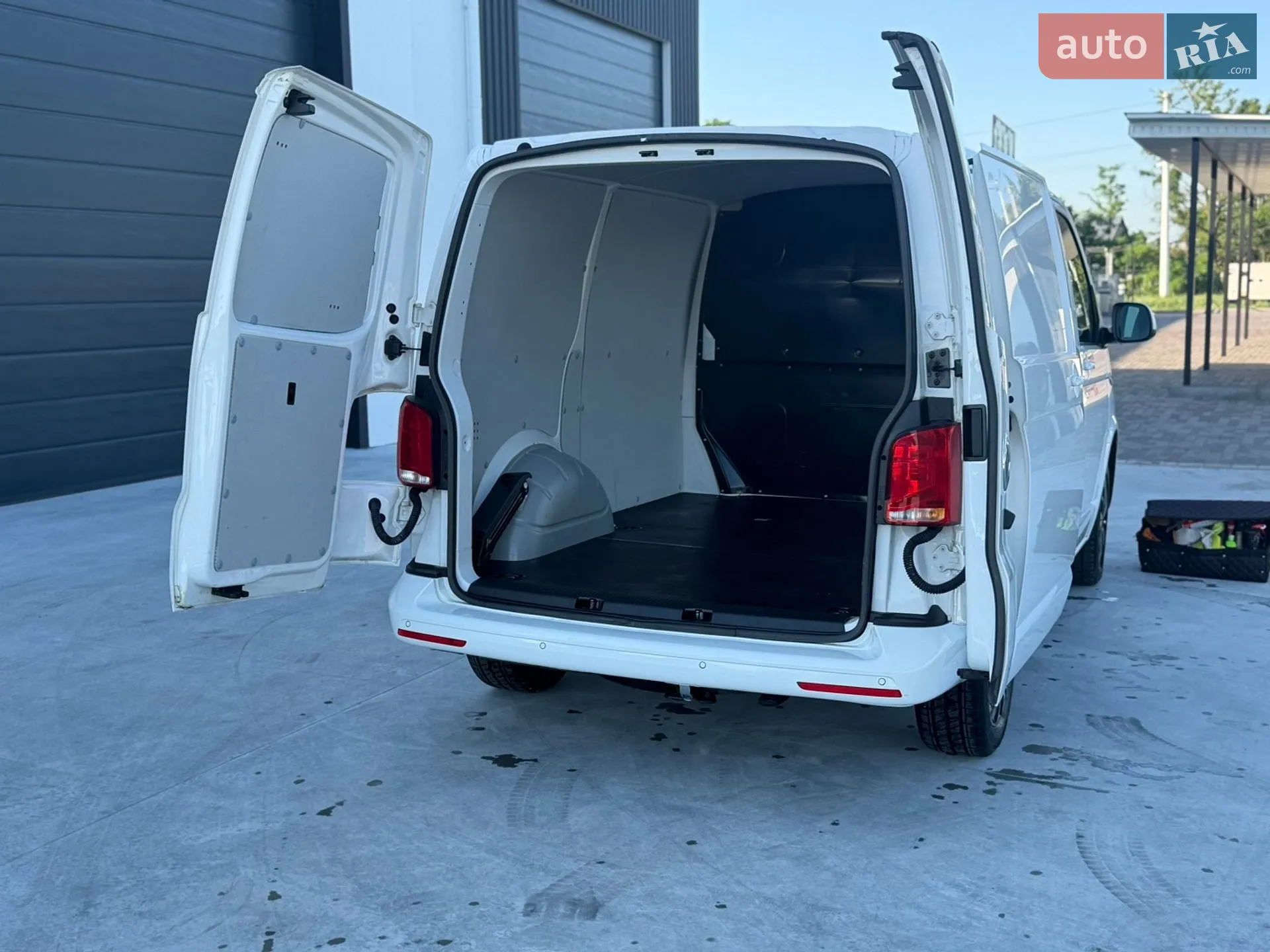 2023 Volkswagen Transporter - мініатюра 22