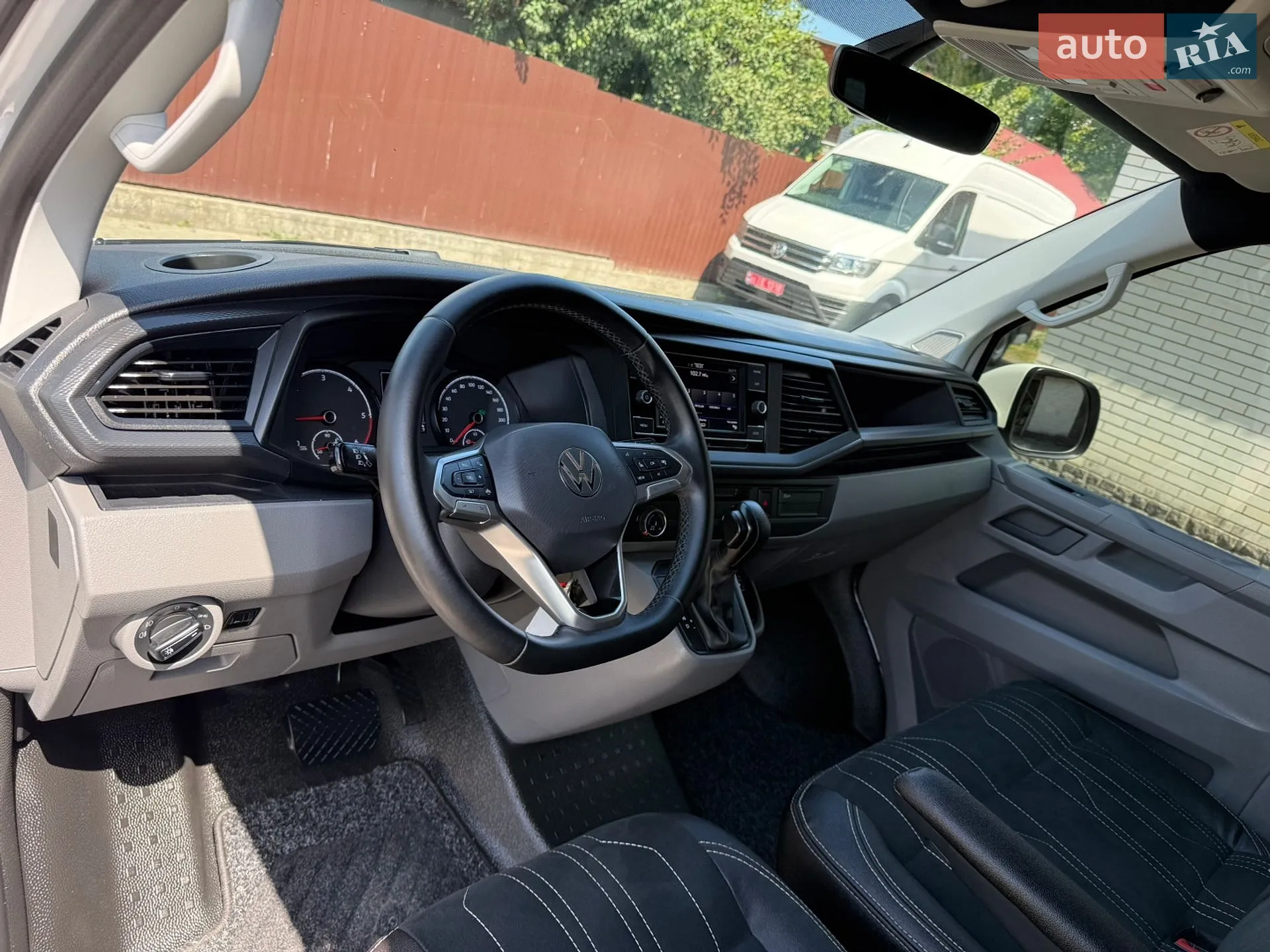 2022 Volkswagen Transporter - мініатюра 93