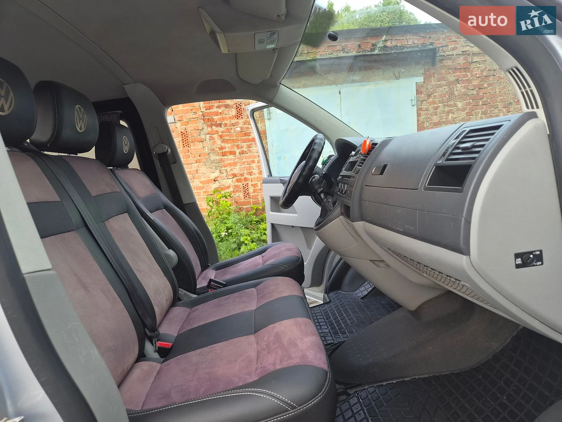 2010 Volkswagen Transporter - мініатюра 14