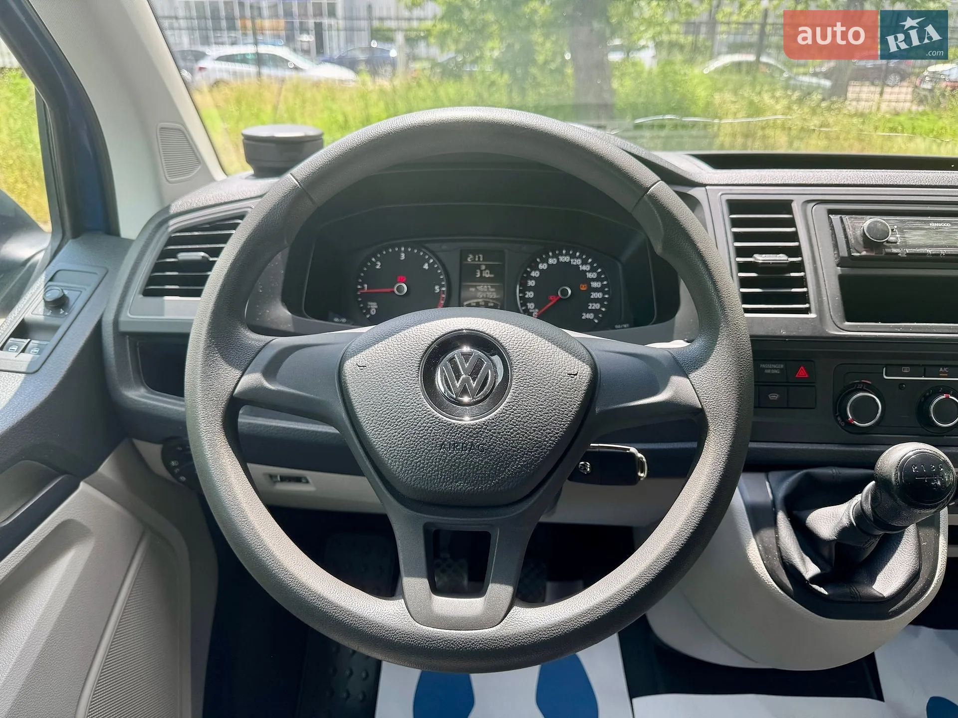 2018 Volkswagen Transporter - мініатюра 25