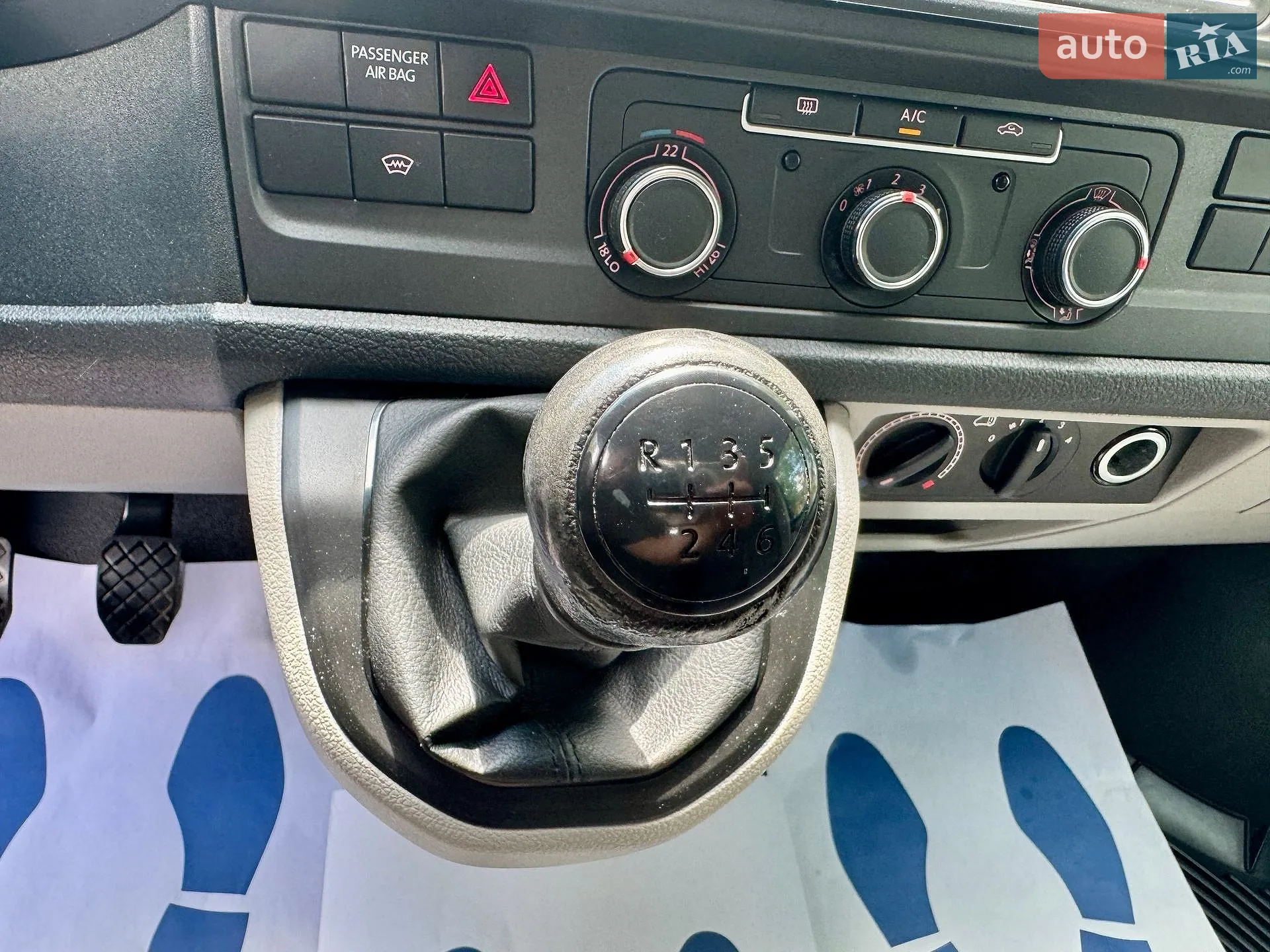 2018 Volkswagen Transporter - мініатюра 32