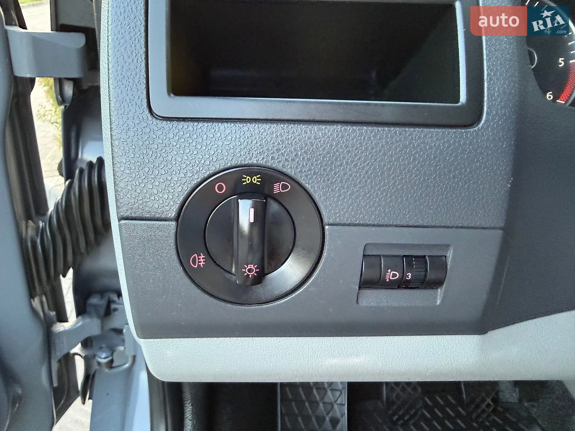 2015 Volkswagen Transporter - мініатюра 42