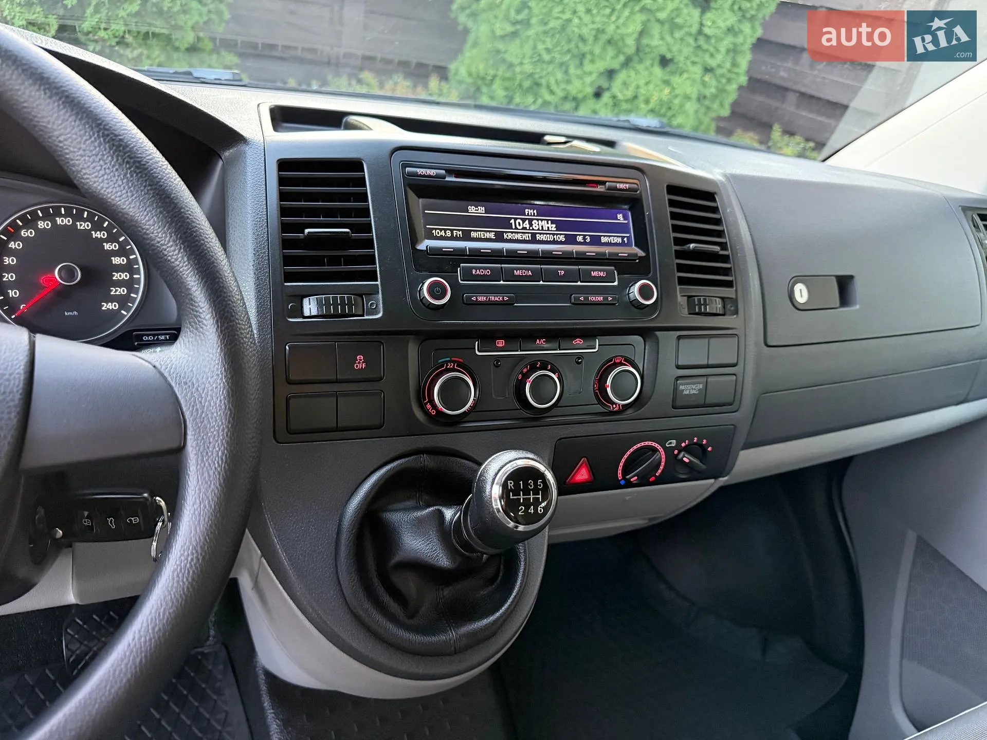 2015 Volkswagen Transporter - мініатюра 56