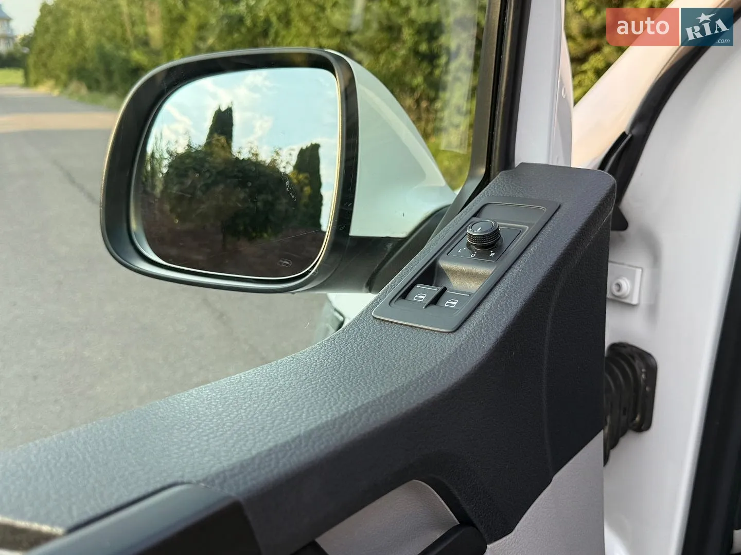 2017 Volkswagen Transporter - мініатюра 39