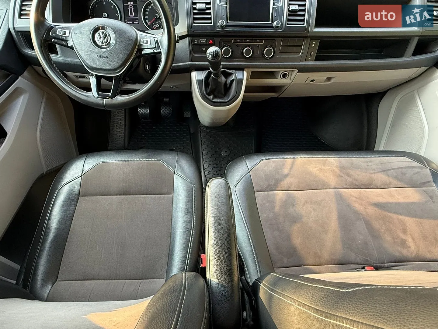2017 Volkswagen Transporter - мініатюра 63
