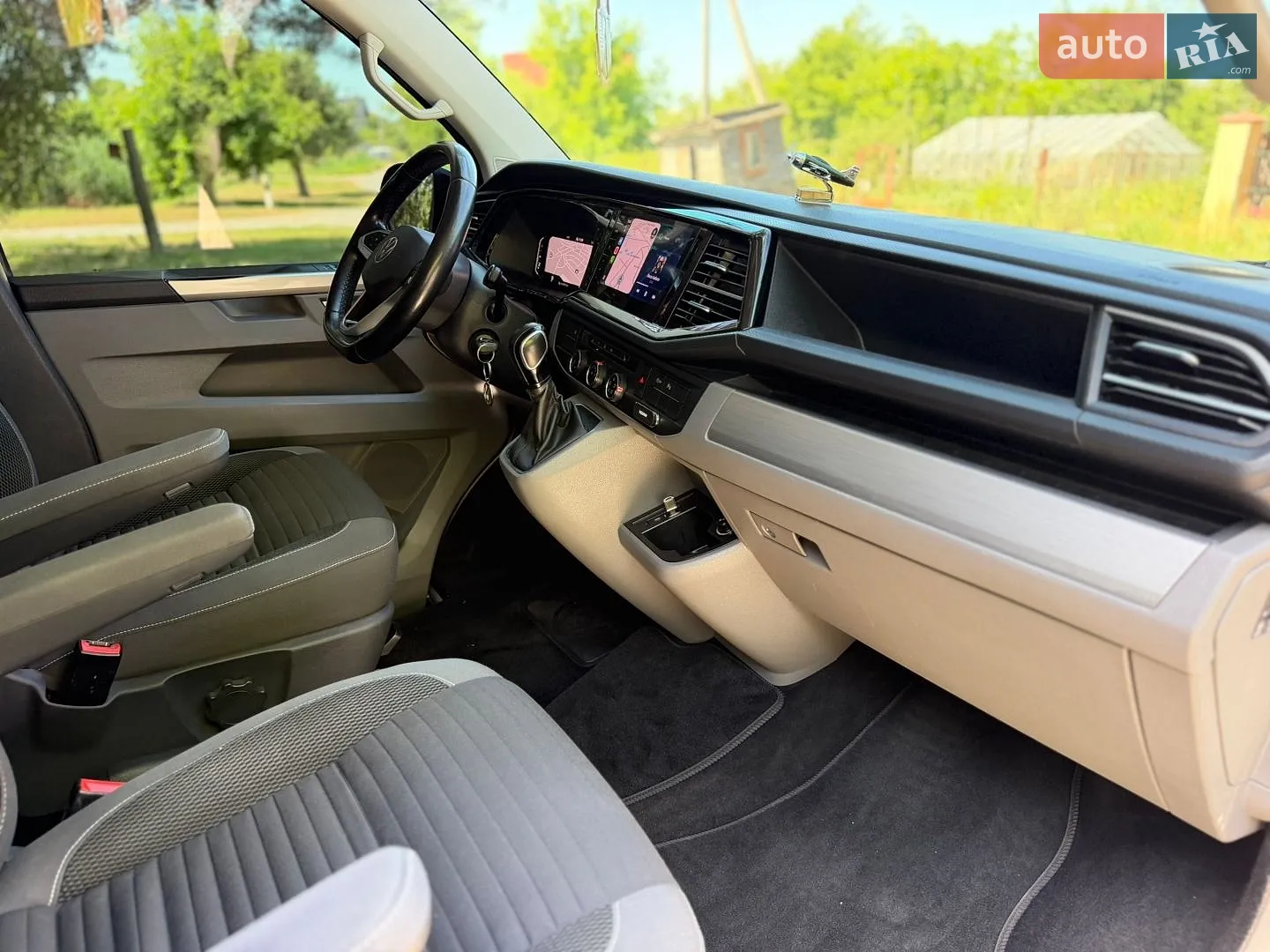 2021 Volkswagen Transporter - мініатюра 12