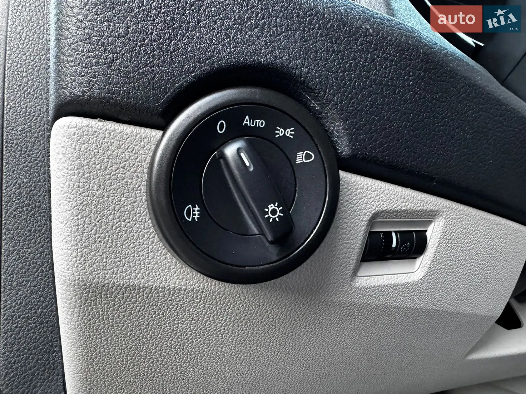 2019 Volkswagen Transporter - мініатюра 35