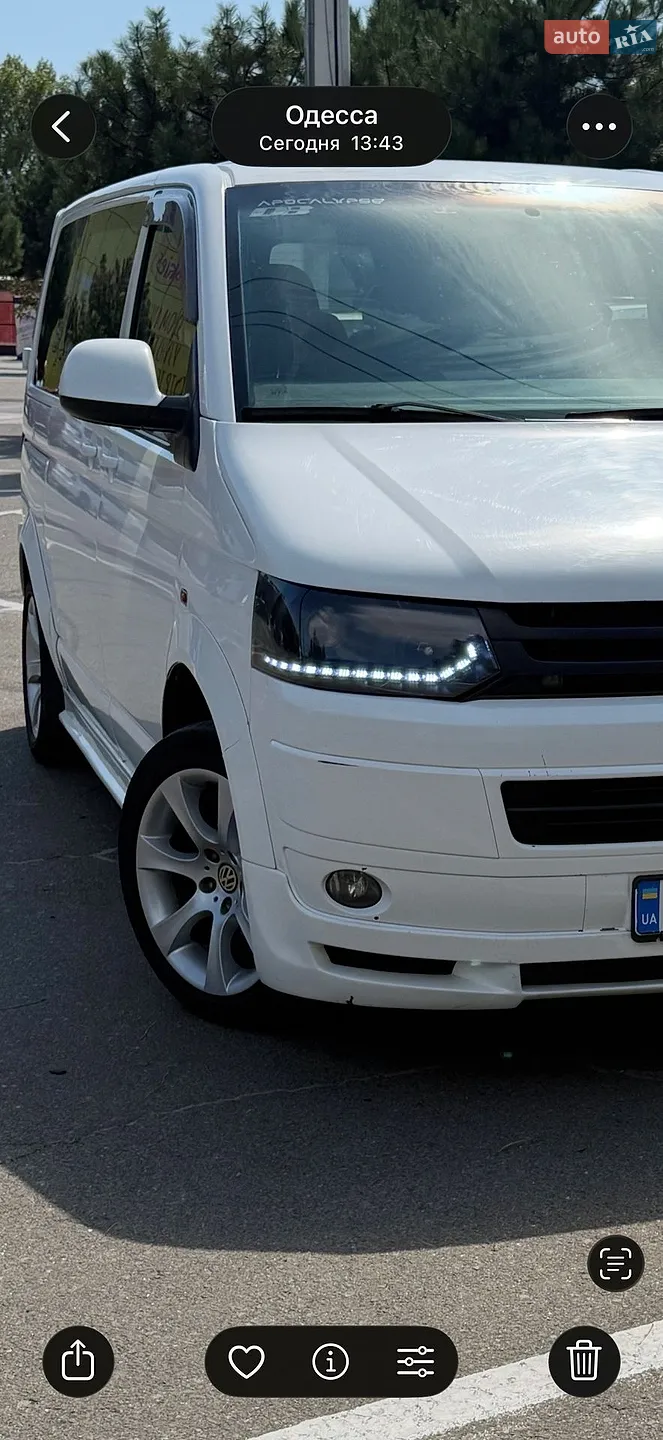2010 Volkswagen Transporter - фото 1