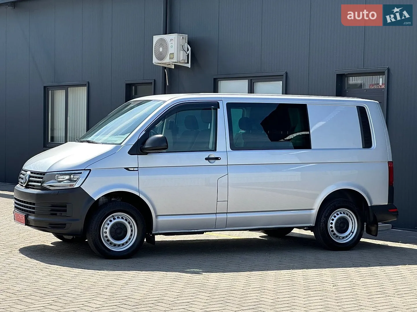 2020 Volkswagen Transporter - мініатюра 9