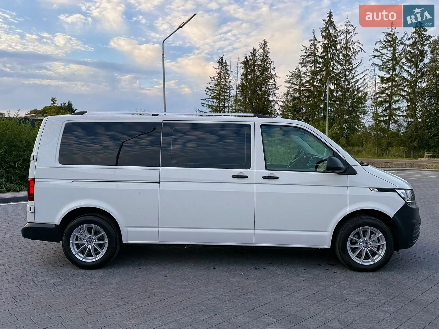 2019 Volkswagen Transporter - мініатюра 17
