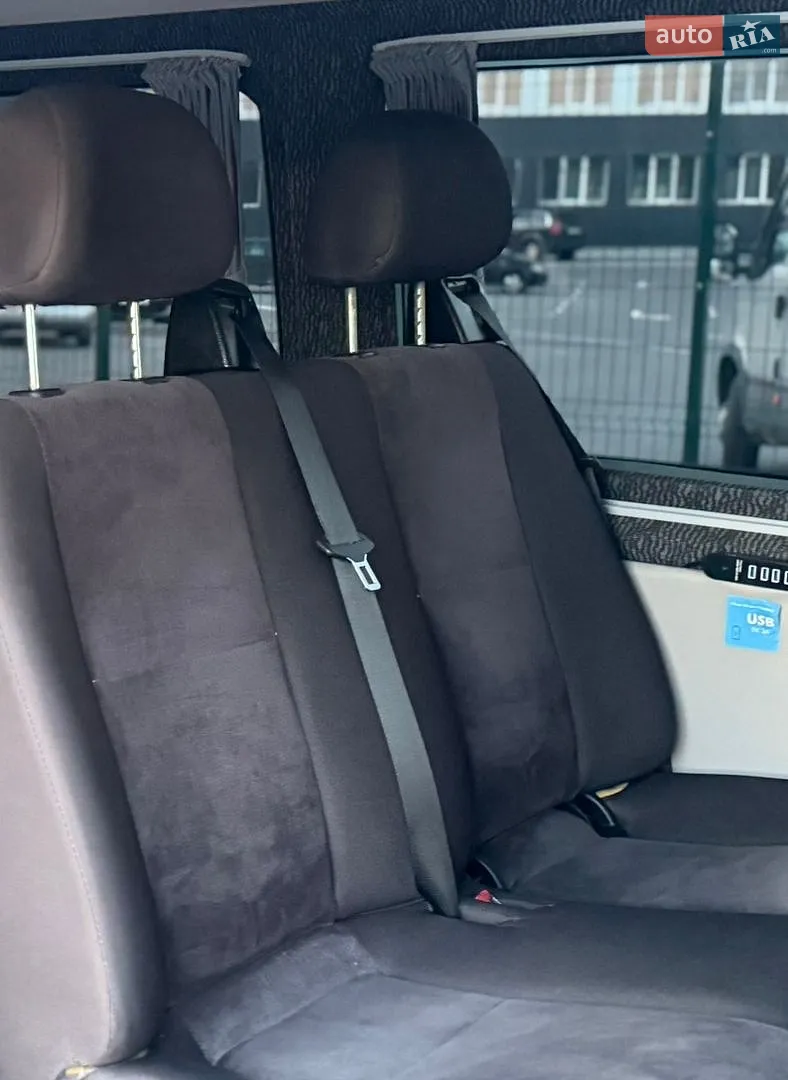 2010 Volkswagen Transporter - мініатюра 8