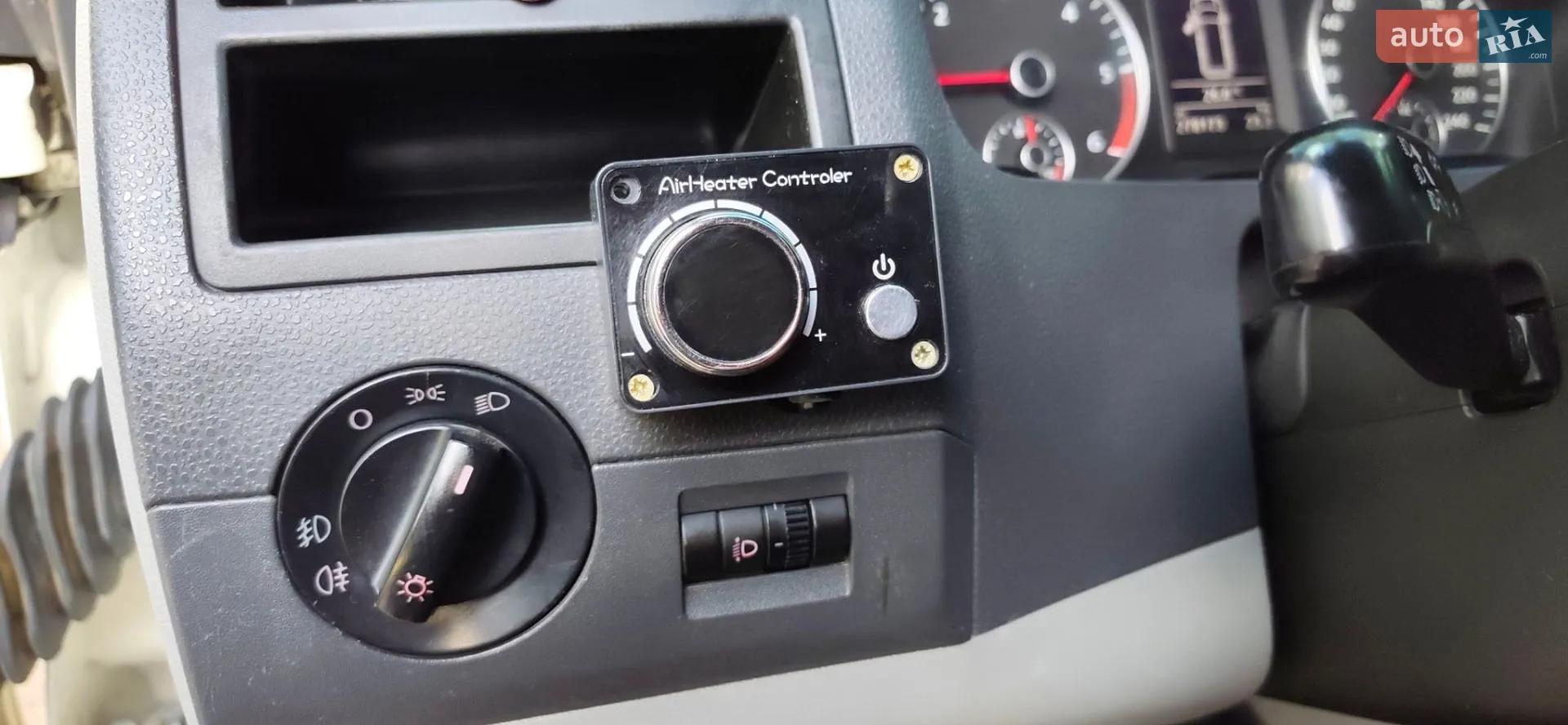 2011 Volkswagen Transporter - мініатюра 9