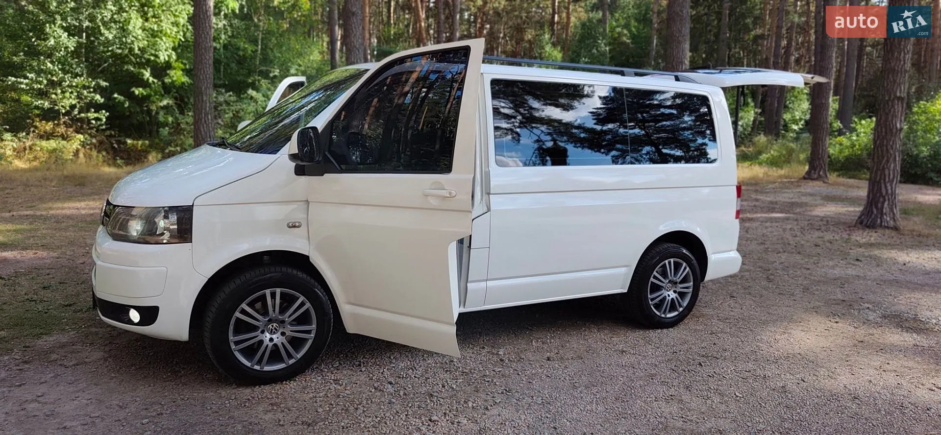 2011 Volkswagen Transporter - мініатюра 15