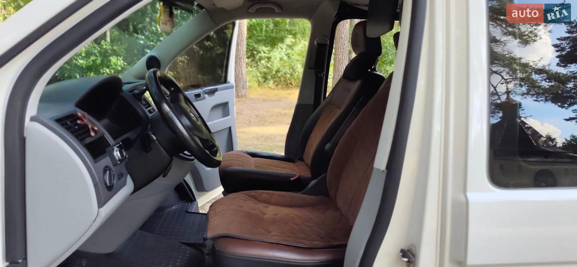 2011 Volkswagen Transporter - мініатюра 28