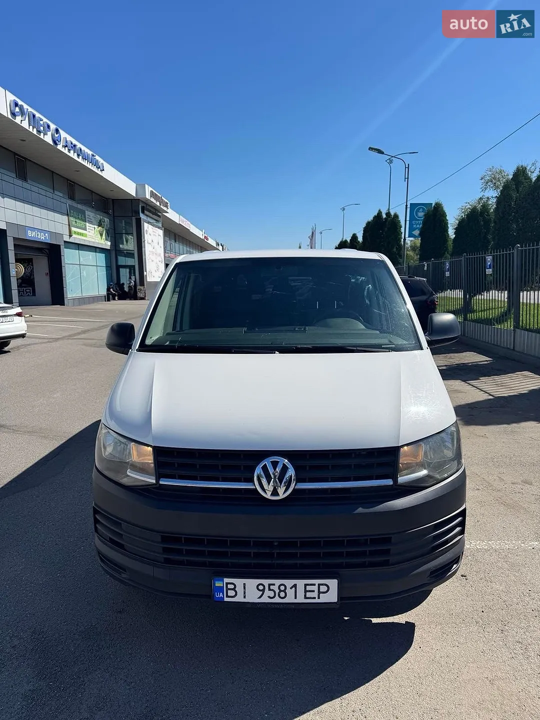2017 Volkswagen Transporter - фото 1