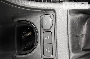 Хетчбек Volkswagen Up 2016 в 