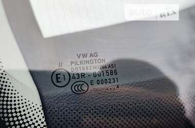 Хэтчбек Volkswagen Up 2014 в 