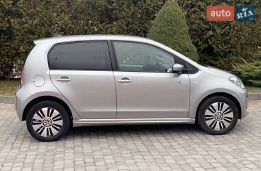 Хэтчбек Volkswagen Up 2013 в 